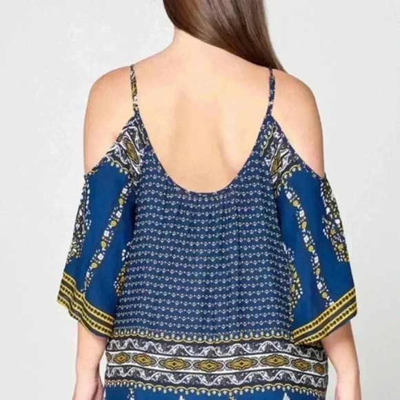 🆕Velzera Plus-size Floral Cutout Sleeve Dress 1X🆕 - Picture 4 of 10